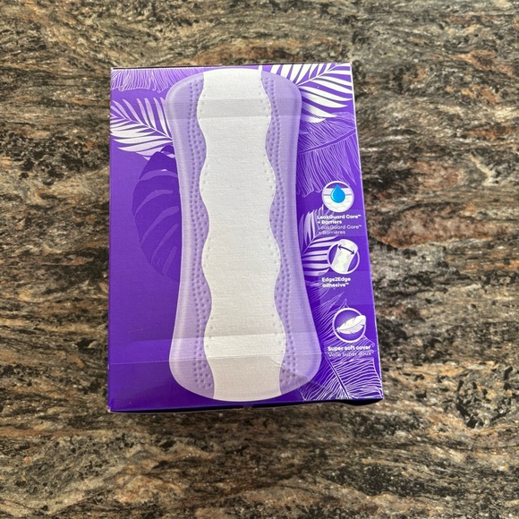 Always Pantiliners Anti Bunch Extra Protection Long Unscented 54 CT - Picture 3 of 5